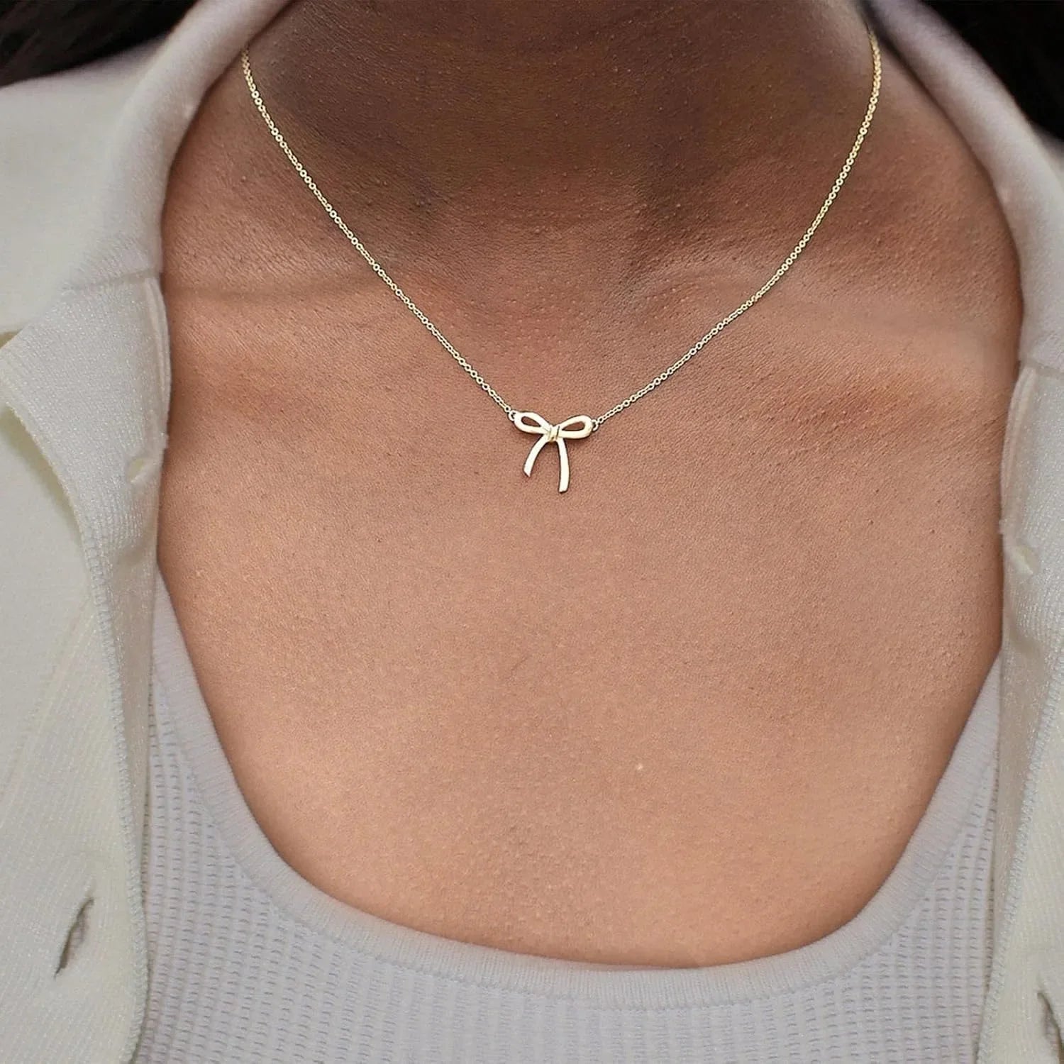 Gold bow necklace for women